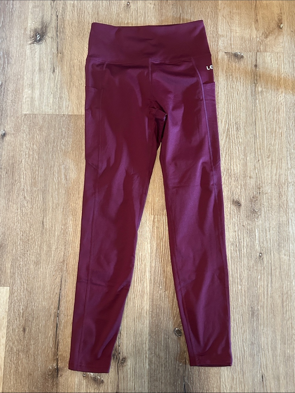 NWT LEAO Amazon Leggings Size Small